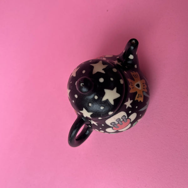 Ceramic Slip Cast Ghost Teapot Decoration