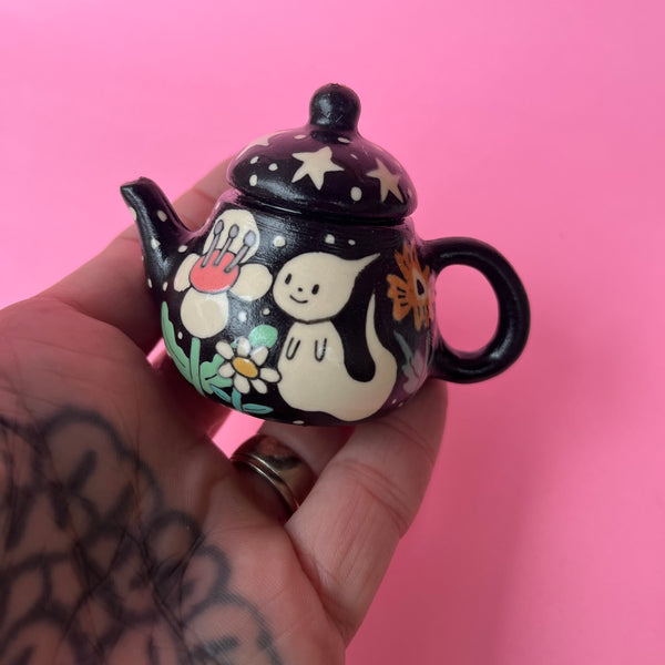Ceramic Slip Cast Ghost Teapot Decoration