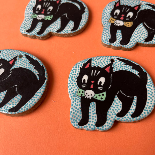 Ceramic Hand Built Skull Halloween Cat Ornament