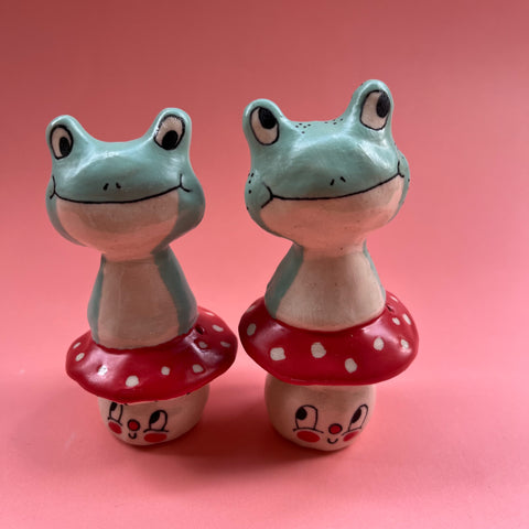 Ceramic Hand Built Happy Frog Photo Holder