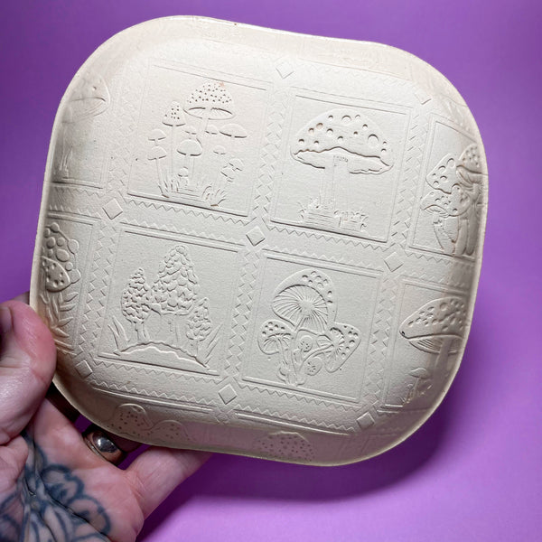 Ceramic Hand Built Halloween Cats Plate 6.25"