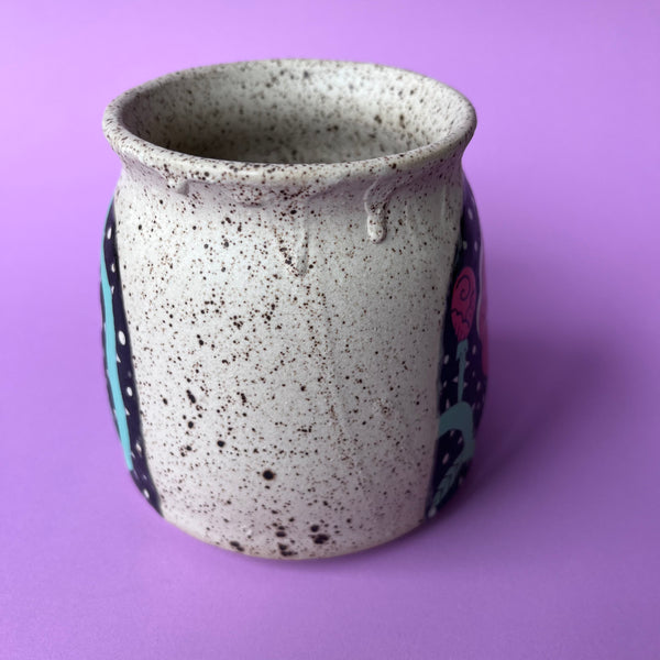 Ceramic Wheel Thrown Bee Rose Mug 16.5oz