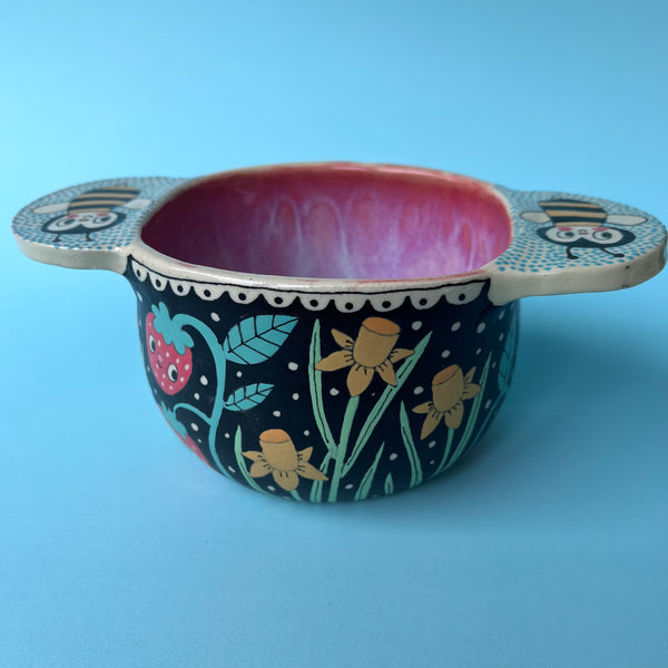 Ceramic Wheel Thrown Bee Bowl 15oz