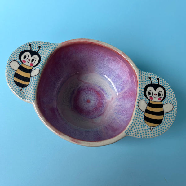 Ceramic Wheel Thrown Bee Bowl 15oz