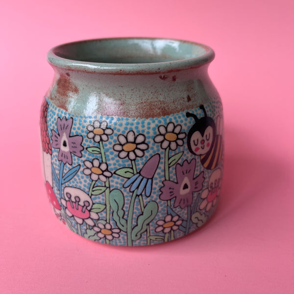 Ceramic Wheel Thrown Garden Bee Mug 13oz