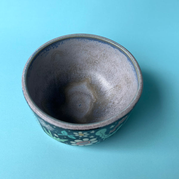 Ceramic Wheel Thrown Bee Flower Bowl 9.5oz