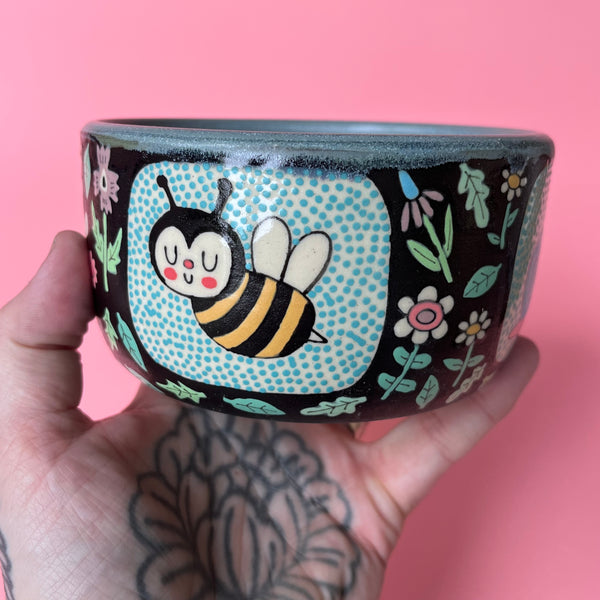 Ceramic Wheel Thrown Bee Snail Spider Flower Bowl 17oz