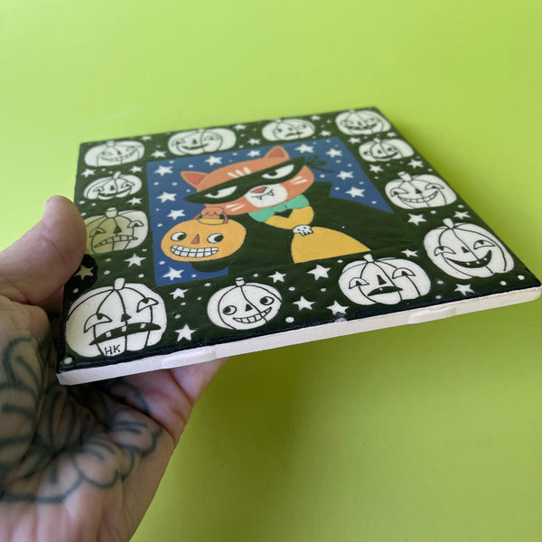 Ceramic Halloween Trick Or Treat Cat 6" Tile